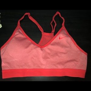 Nike sports bra size medium